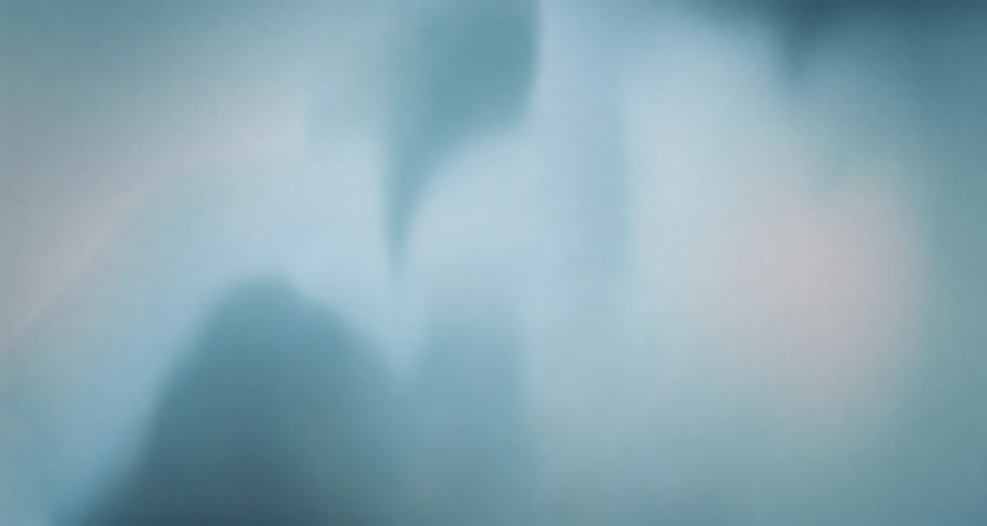 Plongez au cœur du processus créatif de Petit Biscuit en Dolby Atmos